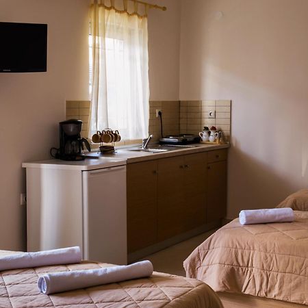 Nepheli Apartments And Studios Паралия-Катерини Экстерьер фото