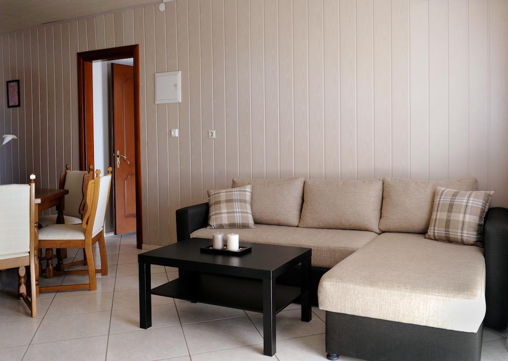 Nepheli Apartments And Studios Паралия-Катерини Номер фото