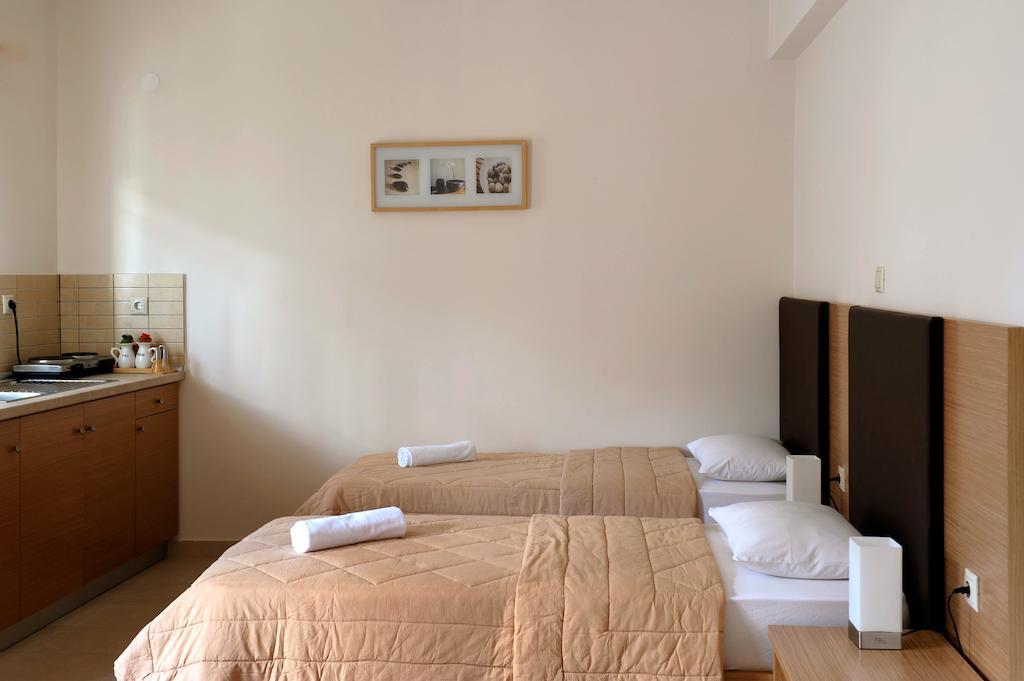 Nepheli Apartments And Studios Паралия-Катерини Номер фото