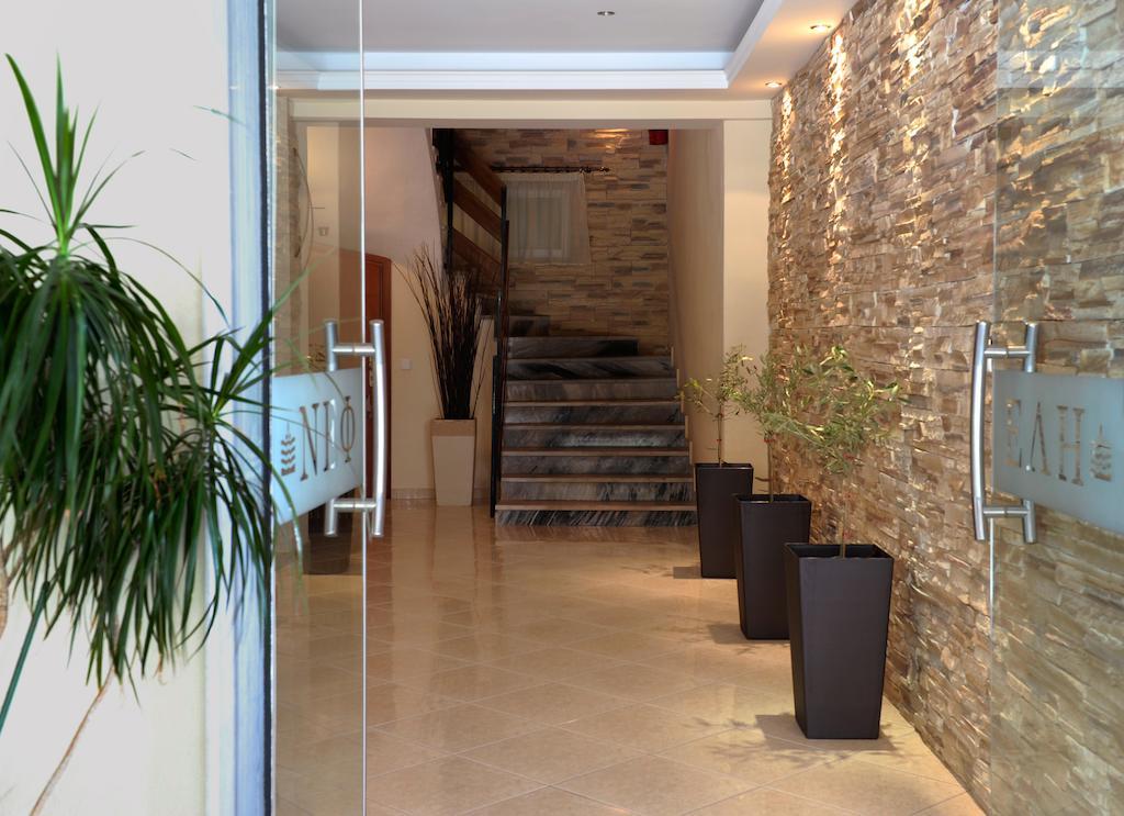 Nepheli Apartments And Studios Паралия-Катерини Экстерьер фото
