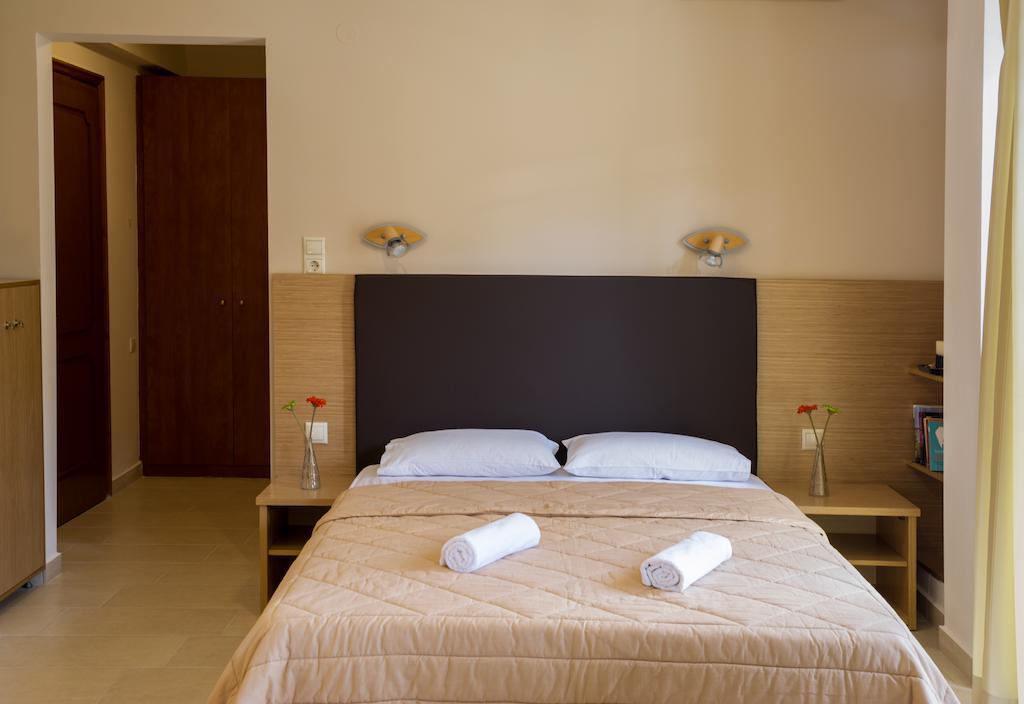Nepheli Apartments And Studios Паралия-Катерини Номер фото