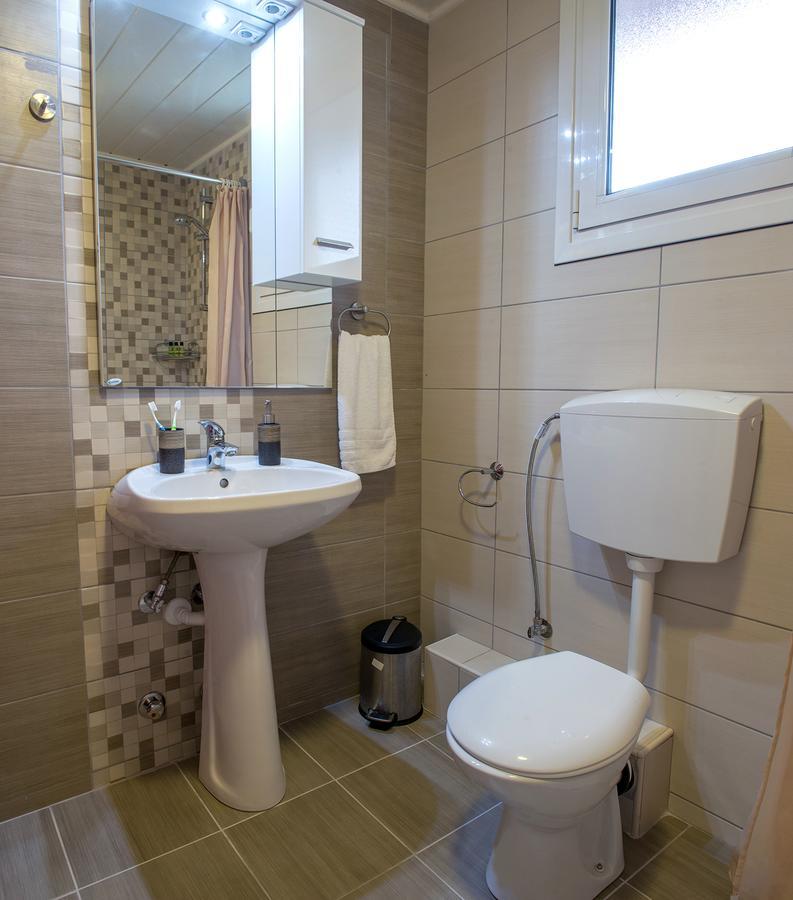 Nepheli Apartments And Studios Паралия-Катерини Экстерьер фото